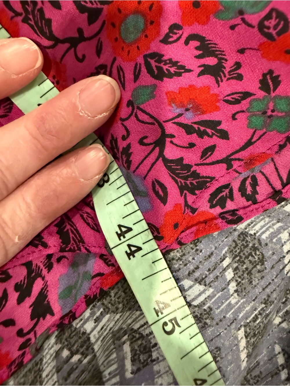 Veronica Beard Pink Floral V-Neck Long-Sleeve Midi Dress - Picture 12 of 16